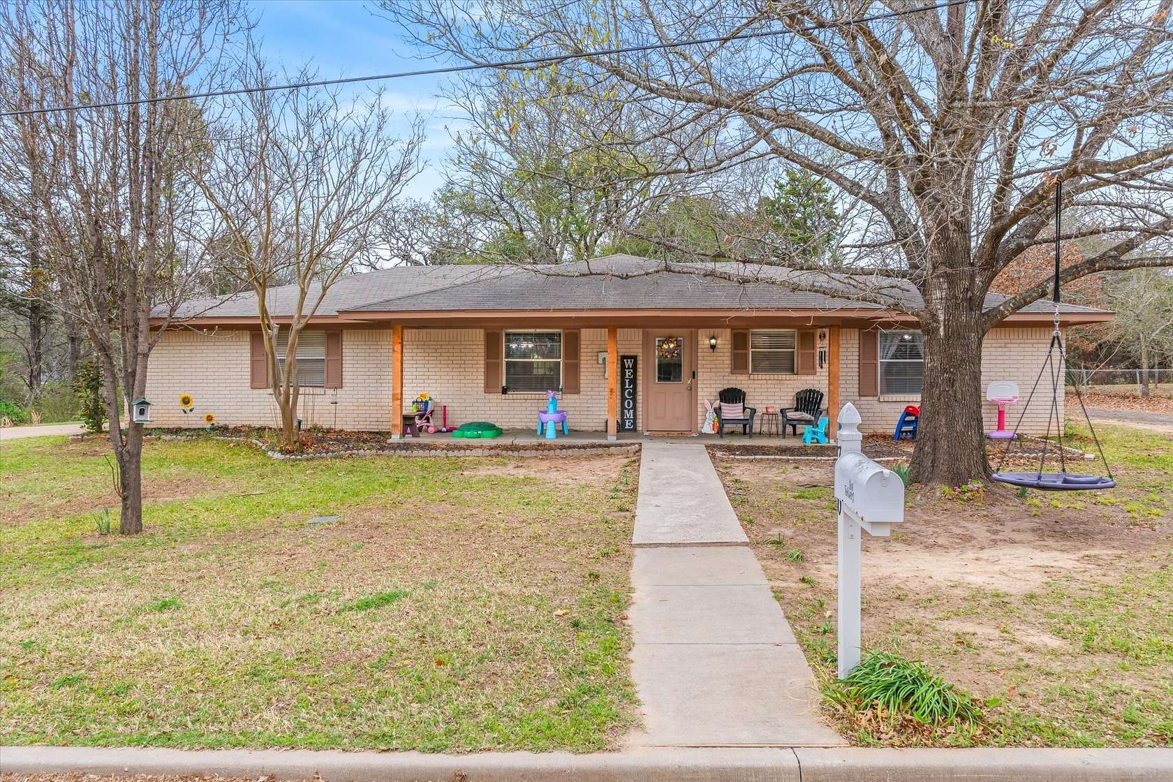 1.83 Acres of Land with Home for Sale in Canton, Texas