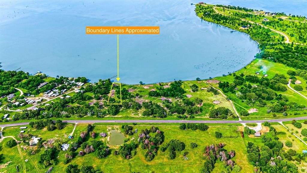 1.13 Acres of Residential Land for Sale in Corsicana, Texas