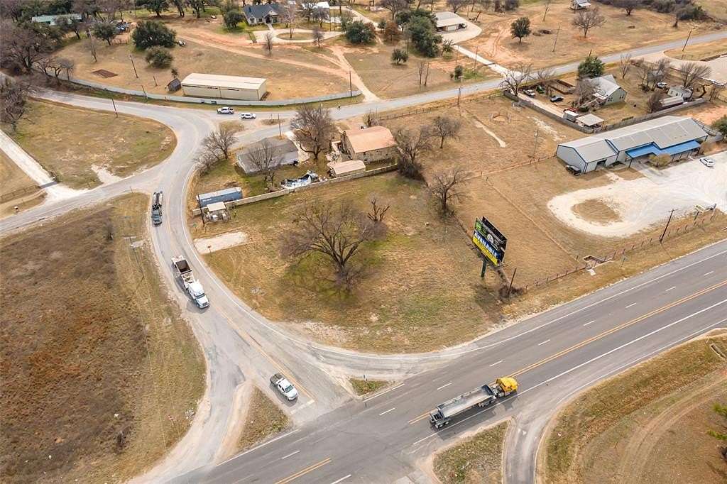 0.9 Acres of Land for Sale in Glen Rose, Texas