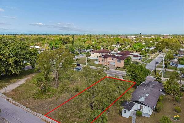 0.17 Acres of Mixed-Use Land for Sale in Sarasota, Florida