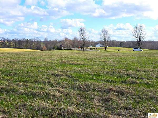 1.54 Acres of Residential Land for Sale in Russell Springs, Kentucky