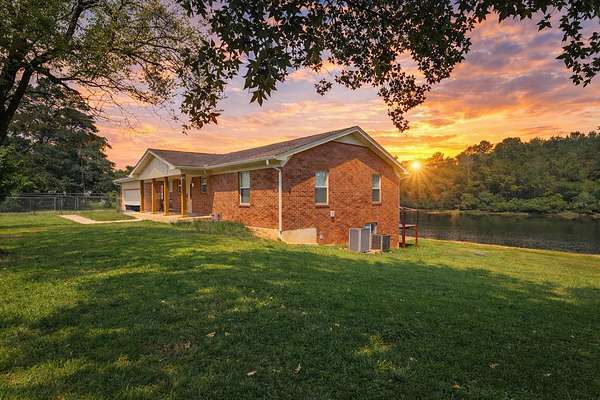 22 Acres of Recreational Land with Home for Sale in Carthage, Texas