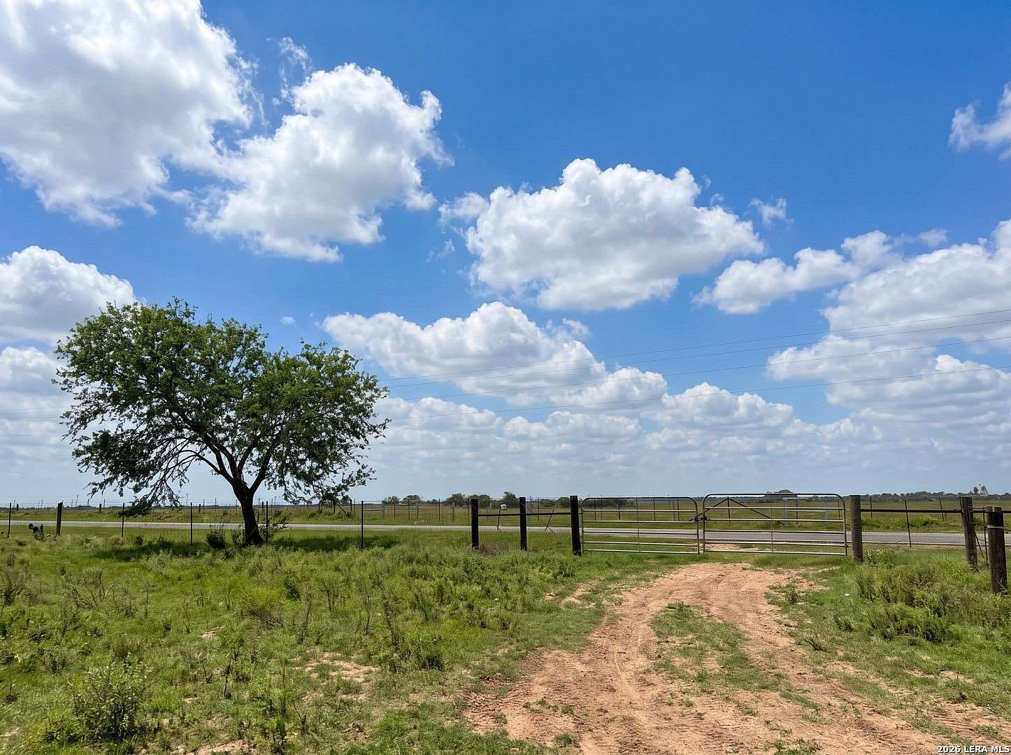 109 Acres of Land with Home for Sale in Premont, Texas