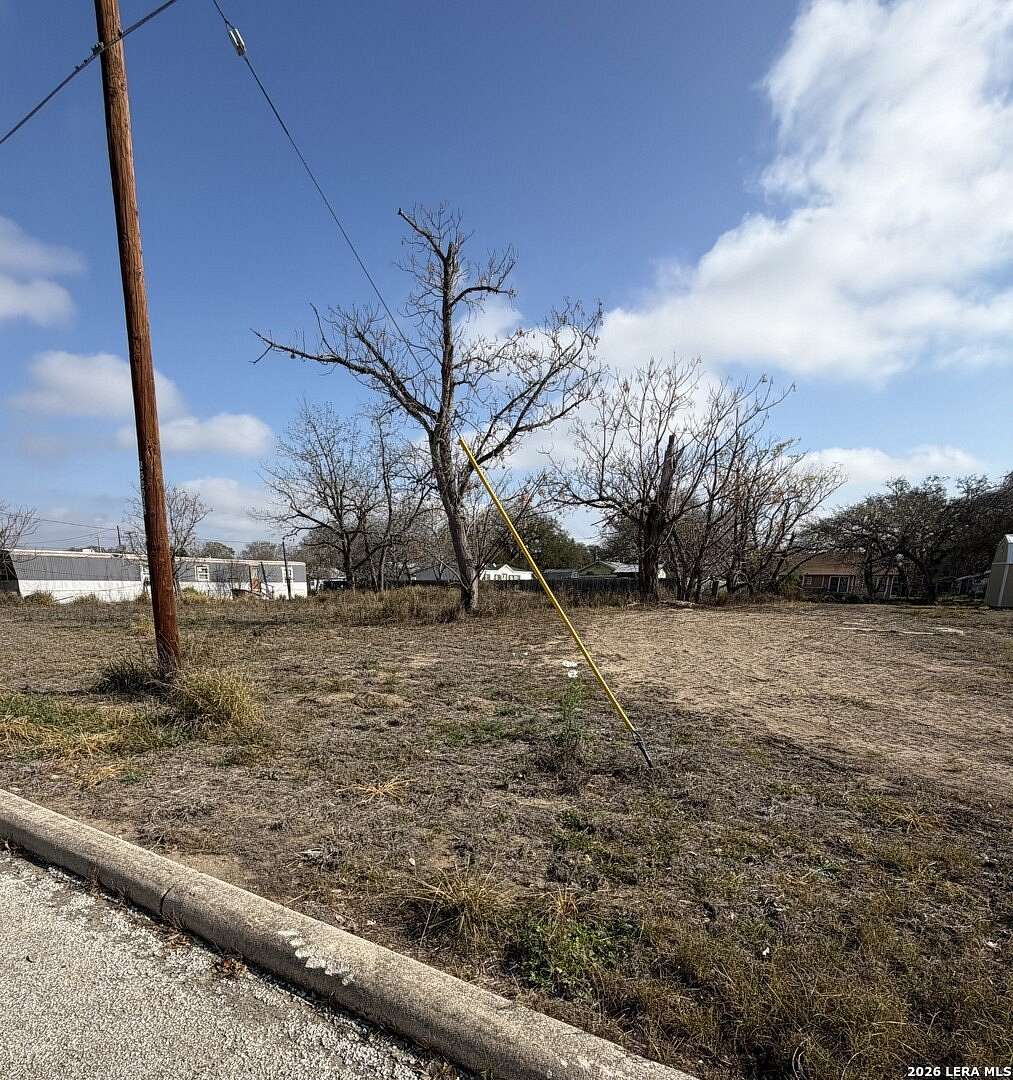 0.17 Acres of Residential Land for Sale in Pleasanton, Texas