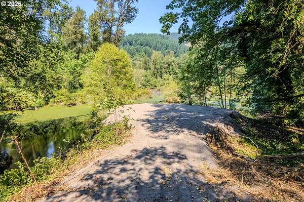 1.13 Acres of Residential Land for Sale in Brightwood, Oregon