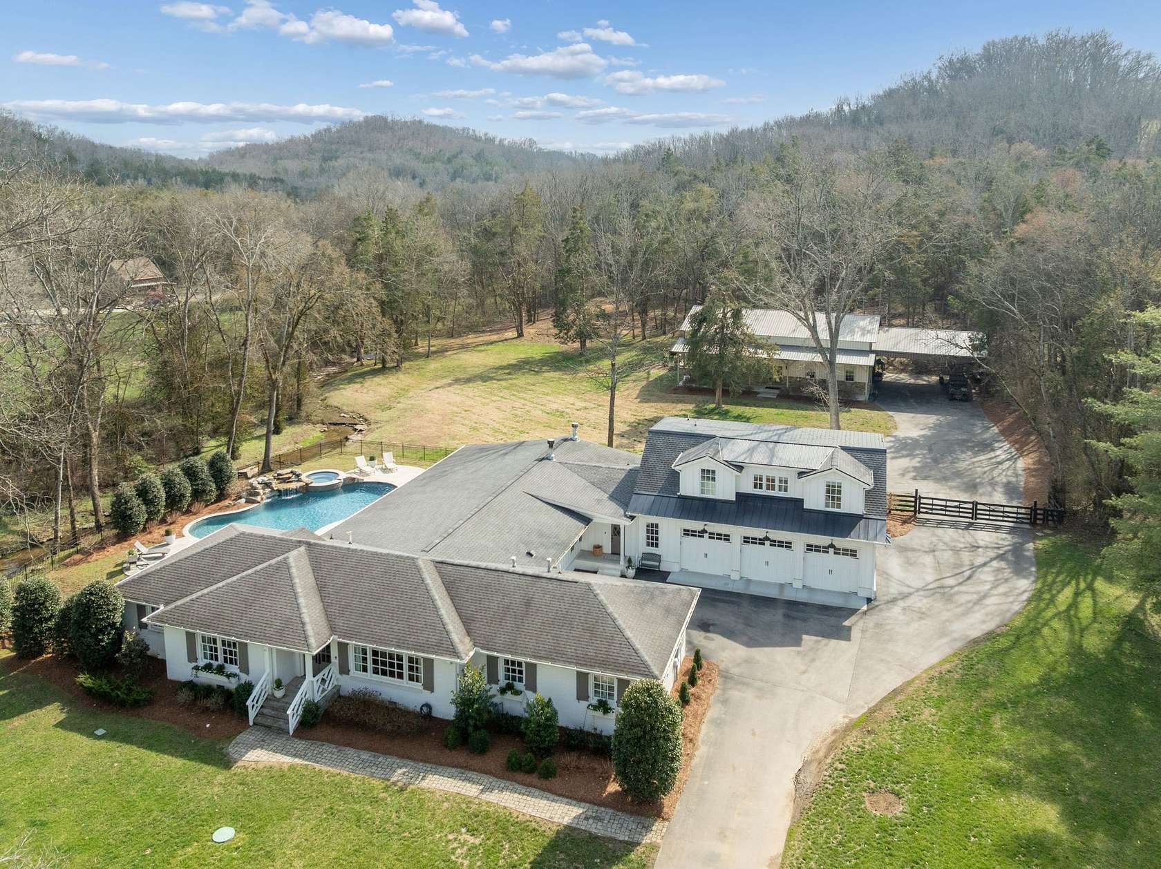 3 Acres of Land with Home for Sale in Brentwood, Tennessee