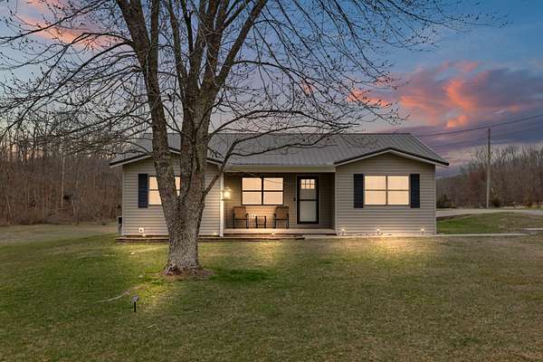 10 Acres of Land with Home for Sale in Portland, Tennessee