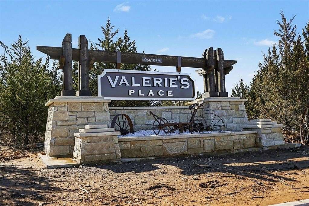 0.9 Acres of Residential Land for Sale in Guthrie, Oklahoma