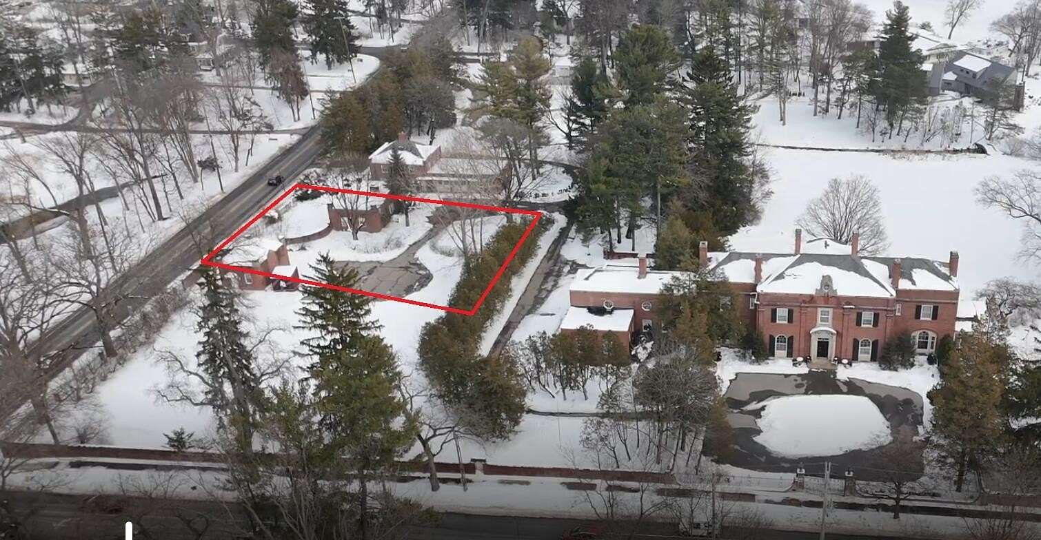 0.46 Acres of Residential Land for Sale in Grand Rapids, Michigan