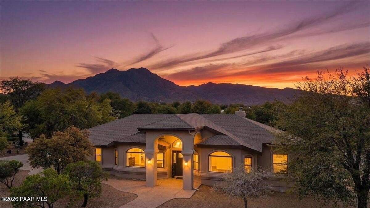 2.4 Acres of Land with Home for Sale in Prescott, Arizona