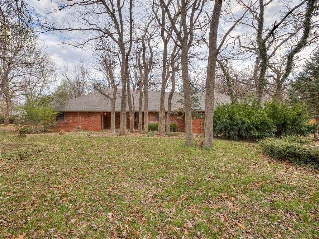 1.62 Acres of Land with Home for Sale in Edmond, Oklahoma