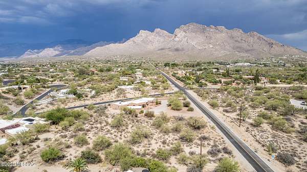 1 Acre of Residential Land for Sale in Tucson, Arizona