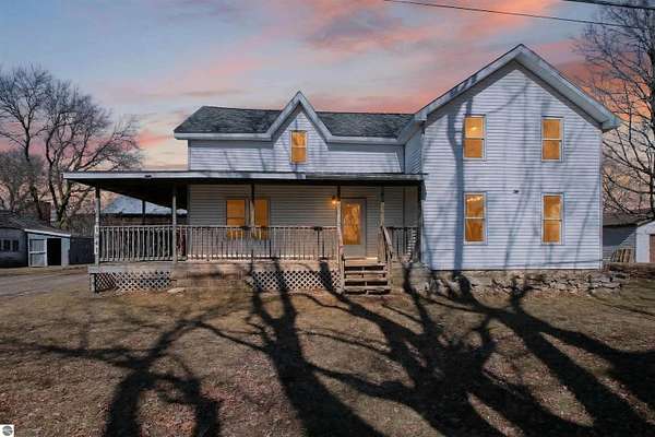 1.5 Acres of Land with Home for Sale in Mount Pleasant, Michigan