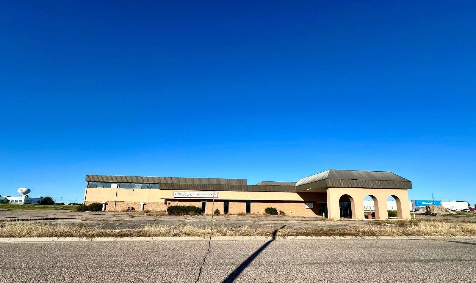 5.5 Acres of Improved Commercial Land for Sale in Goodland, Kansas