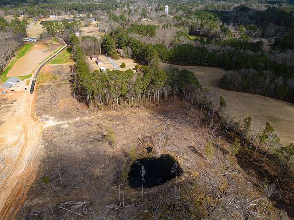 5 Acres of Residential Land for Sale in Laurel, Mississippi