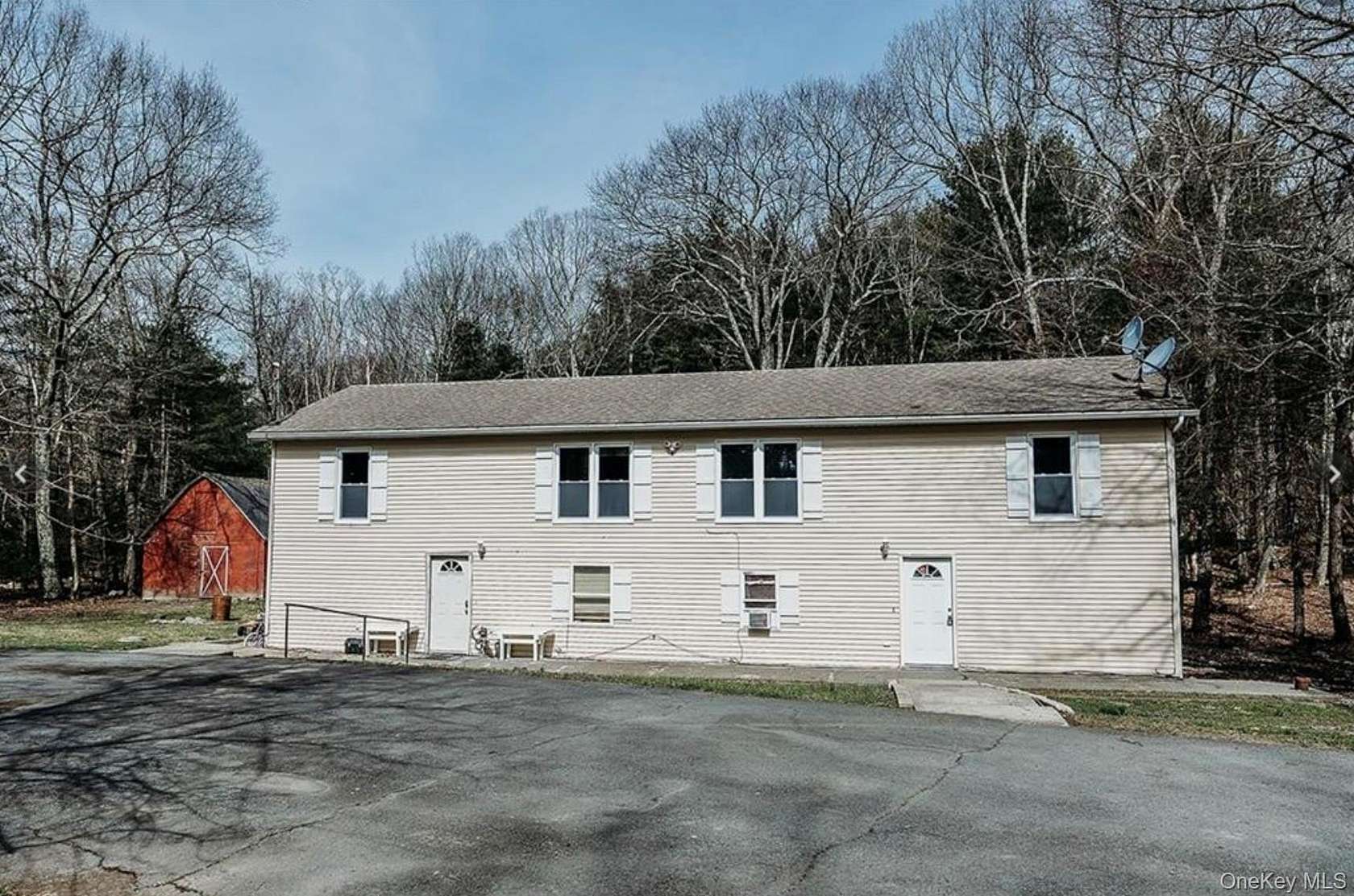 2.8 Acres of Land with Home for Sale in Huguenot, New York