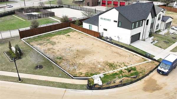 0.14 Acres of Residential Land for Sale in Grapevine, Texas