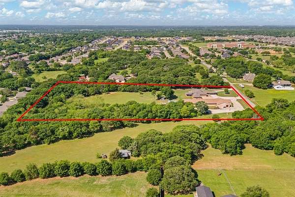 6 Acres of Land with Home for Sale in Mansfield, Texas