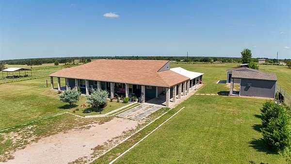 5.1 Acres of Land with Home for Sale in Wills Point, Texas