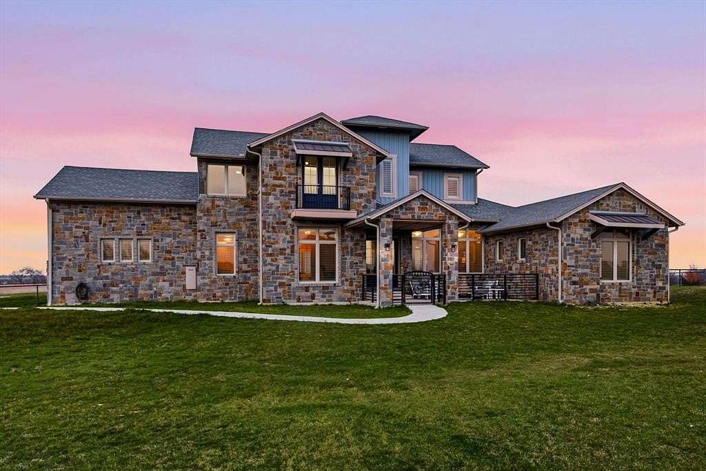 10 Acres of Land with Home for Sale in Justin, Texas