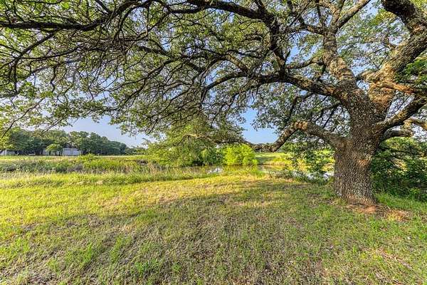 1.5 Acres of Residential Land for Sale in Weatherford, Texas