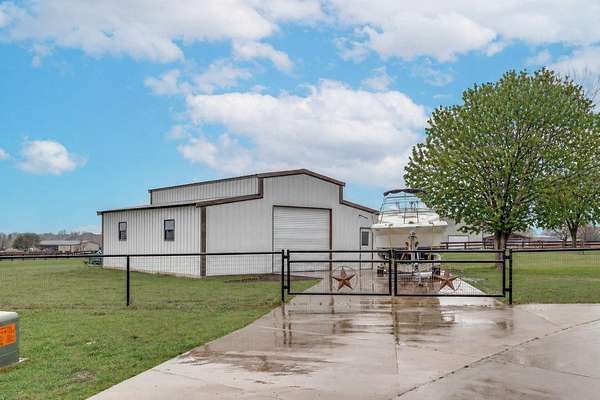 3 Acres of Land with Home for Sale in Decatur, Texas
