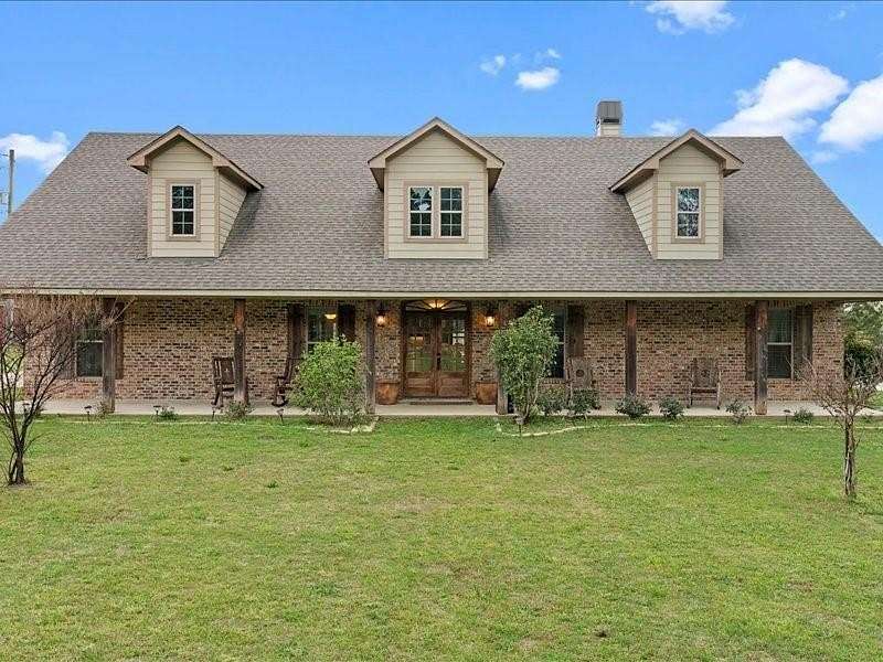 20 Acres of Recreational Land with Home for Sale in Doyline, Louisiana