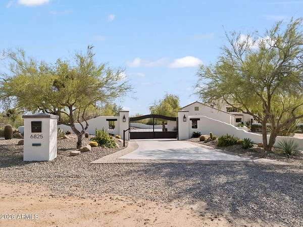 2 Acres of Land with Home for Sale in Scottsdale, Arizona