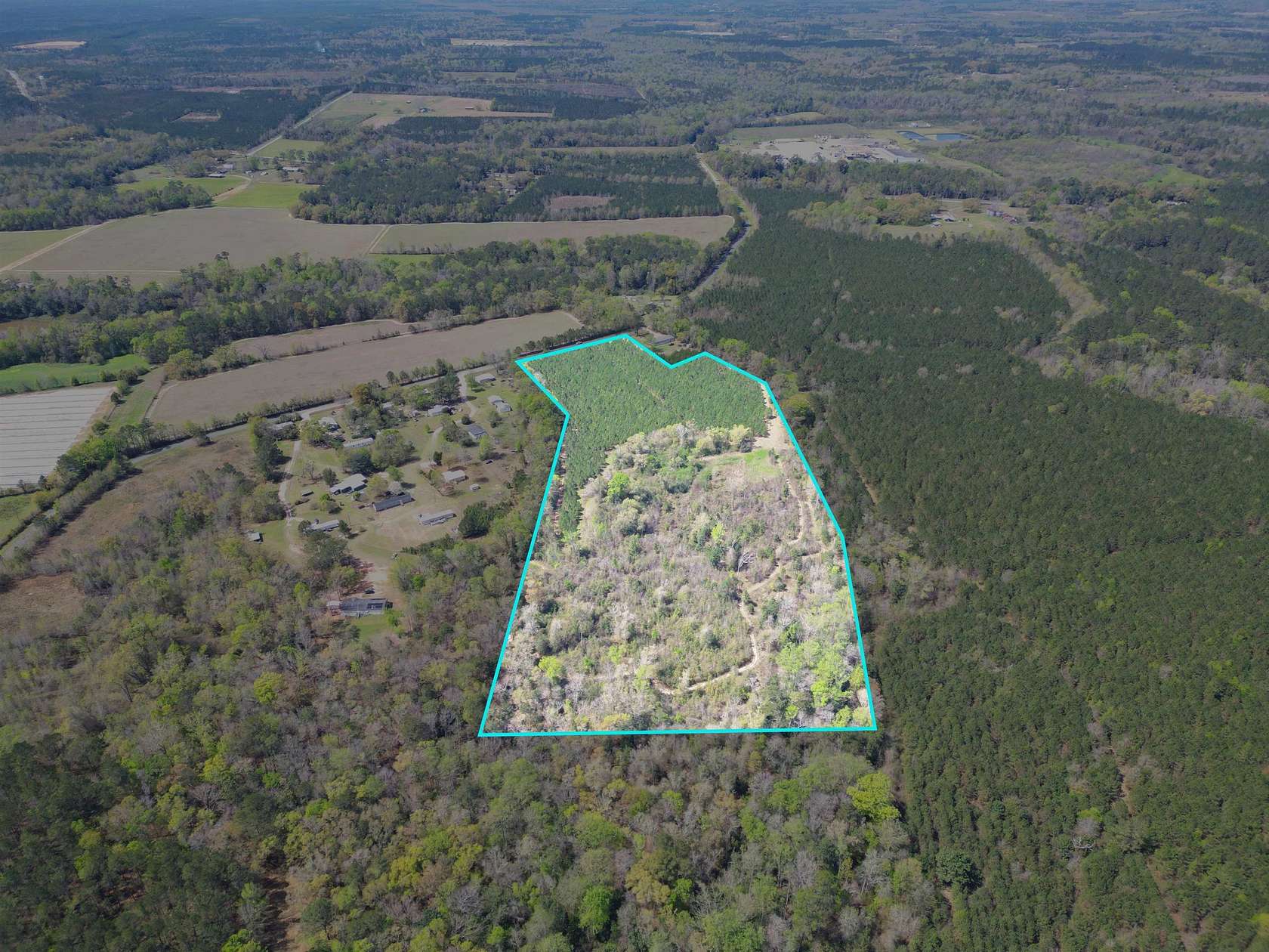 14.1 Acres of Recreational & Residential Land for Sale in Quincy, Florida