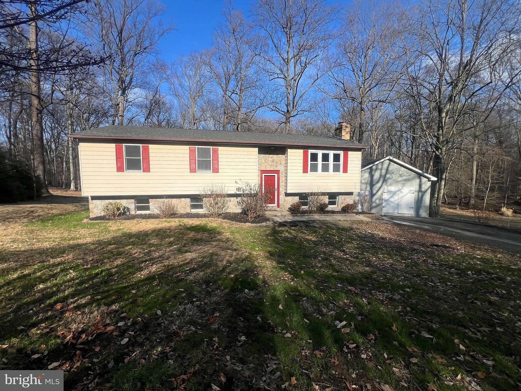 4.33 Acres of Land with Home for Sale in Elkton, Maryland