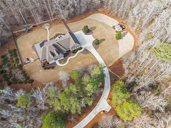 19.2 Acres of Land with Home for Sale in Oxford, Georgia