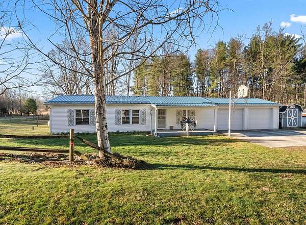 4.43 Acres of Land with Home for Sale in St. Louisville, Ohio