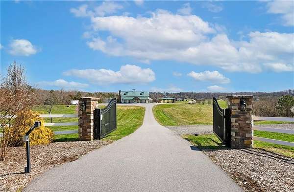 54.9 Acres of Improved Recreational Land for Sale in Mocksville, North Carolina