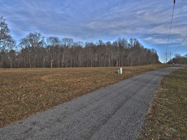 0.81 Acres of Residential Land for Sale in Russell Springs, Kentucky