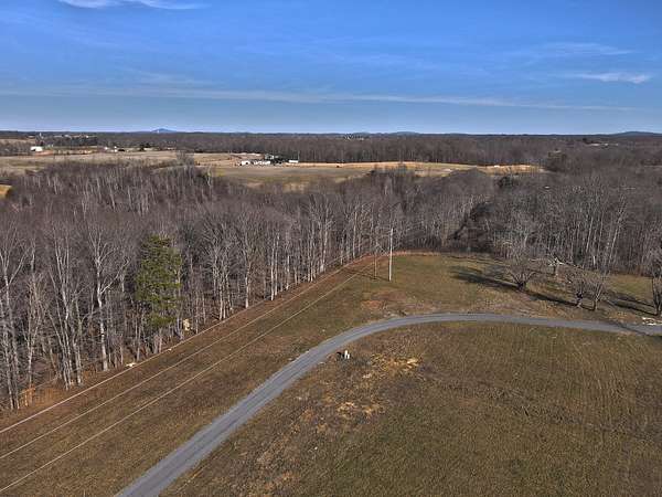0.52 Acres of Residential Land for Sale in Russell Springs, Kentucky