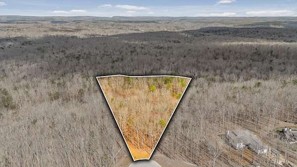 2 Acres of Residential Land for Sale in Signal Mountain, Tennessee
