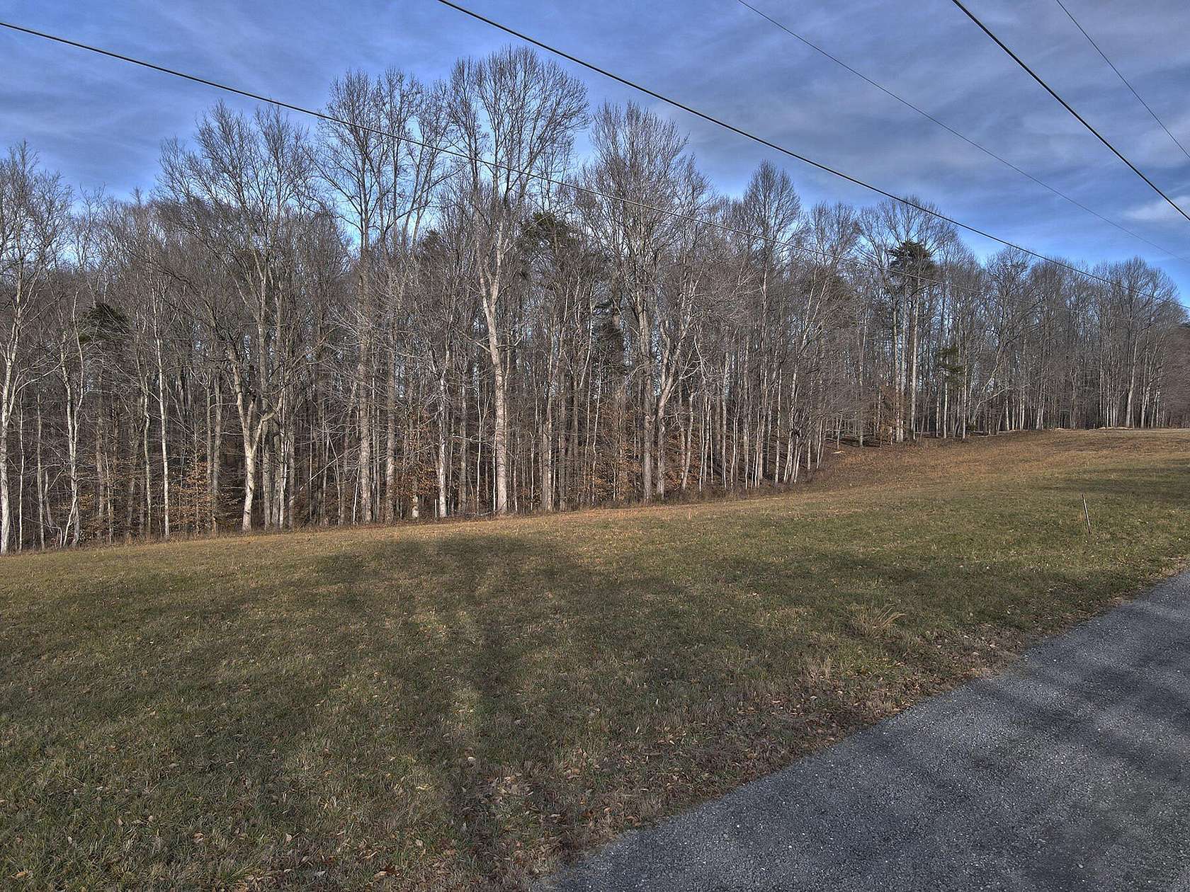 0.95 Acres of Residential Land for Sale in Russell Springs, Kentucky
