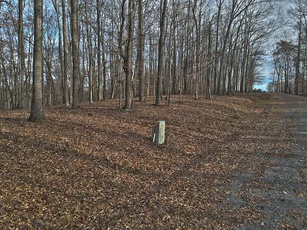 1.1 Acres of Residential Land for Sale in Russell Springs, Kentucky