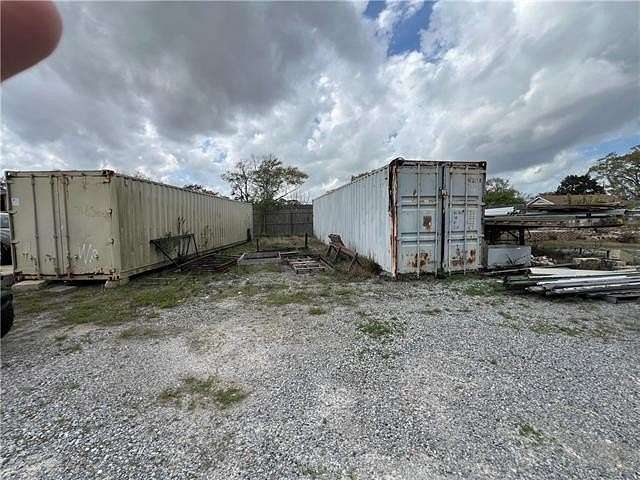Mixed-Use Land for Sale in Chalmette, Louisiana