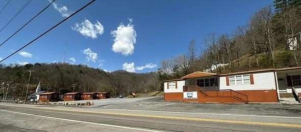 24 Acres of Improved Commercial Land for Sale in Pineville, West Virginia