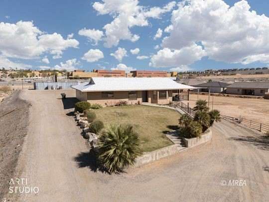 4 Acres of Improved Mixed-Use Land for Sale in Mesquite, Nevada