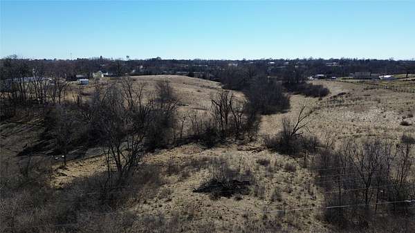 13 Acres of Land for Sale in Newton, Iowa