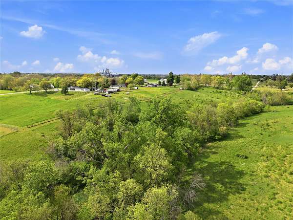 13 Acres of Land for Sale in Newton, Iowa