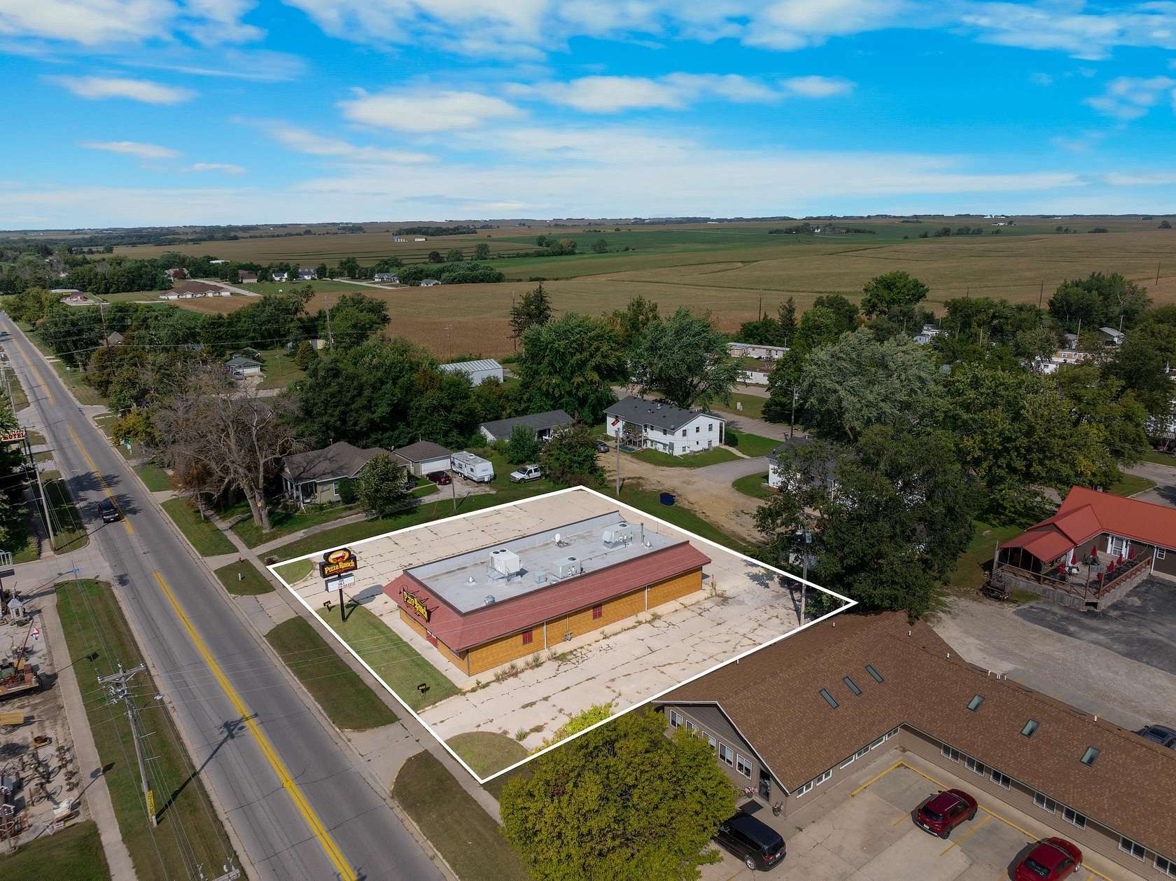 0.46 Acres of Mixed-Use Land for Sale in Eldora, Iowa
