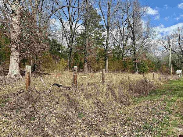 1.43 Acres of Land for Sale in Flippin, Arkansas