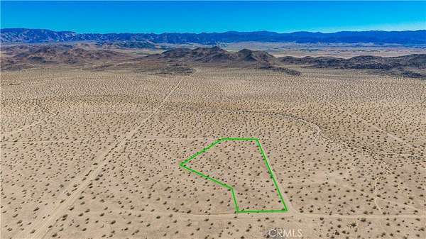 4.3 Acres of Land for Sale in Joshua Tree, California