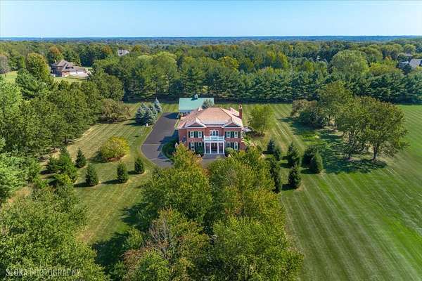 5 Acres of Land with Home for Sale in Barrington Hills, Illinois