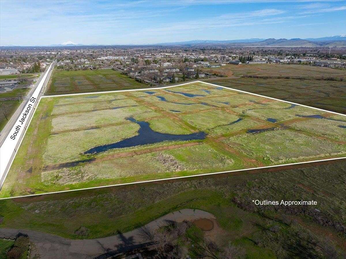 10 Acres of Land for Sale in Red Bluff, California