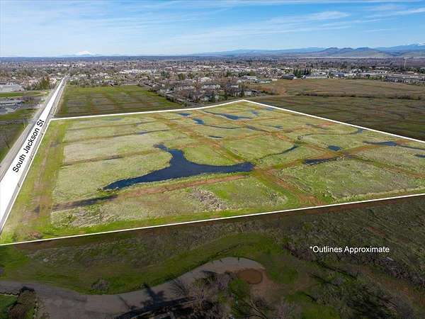 10 Acres of Land for Sale in Red Bluff, California