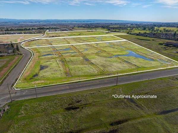 11 Acres of Land for Sale in Red Bluff, California